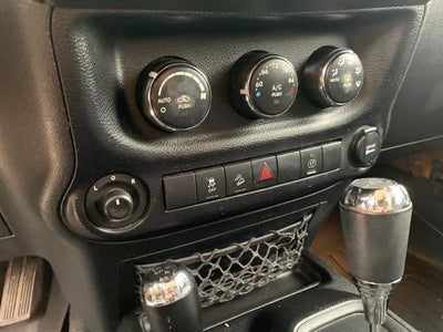 2014 Jeep Wrangler Unlimited 4WD 4dr Sahara