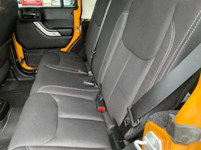2014 Jeep Wrangler Unlimited 4WD 4dr Sahara