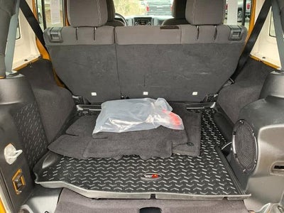 2014 Jeep Wrangler Unlimited 4WD 4dr Sahara