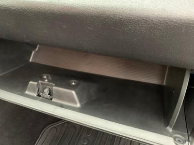 2018 RAM 1500 Express 4x4 Quad Cab 6'4" Box
