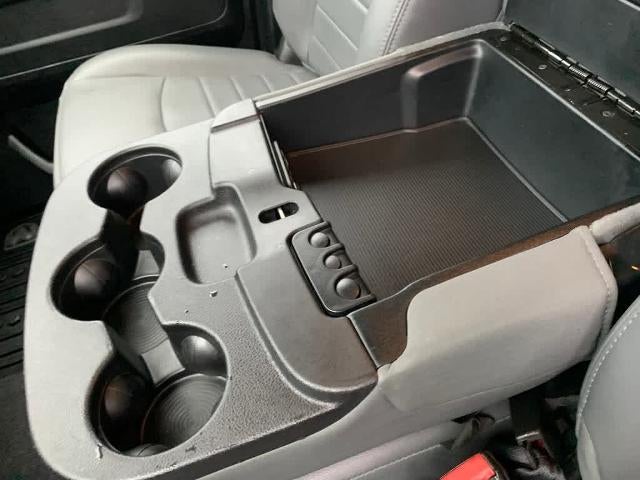 2018 RAM 1500 Express 4x4 Quad Cab 6'4" Box