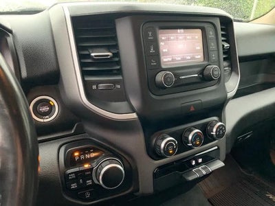 2020 RAM 1500 Big Horn 4x4 Crew Cab 5'7" Box