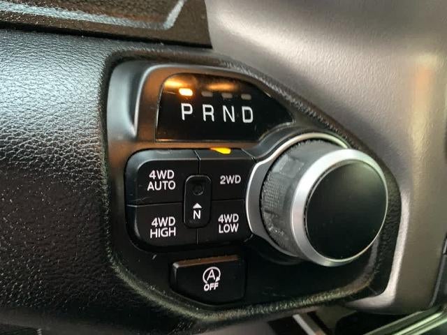 2020 RAM 1500 Big Horn 4x4 Crew Cab 5'7" Box