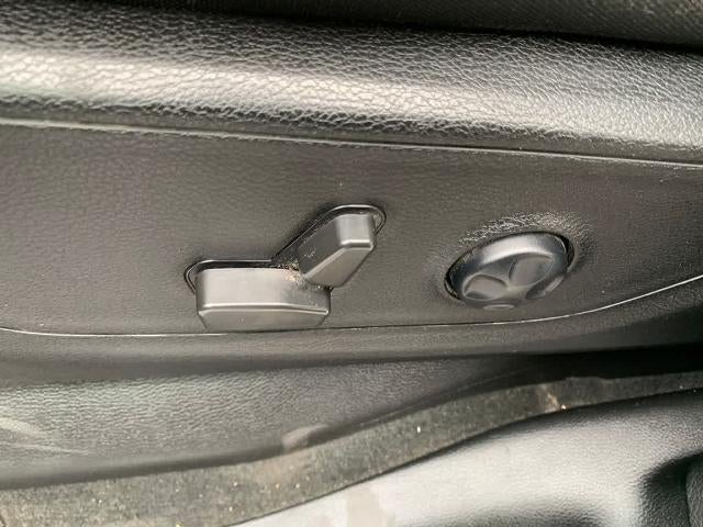 2021 RAM 1500 Big Horn 4x4 Quad Cab 6'4" Box