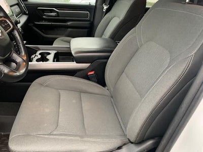2022 RAM 1500 Big Horn 4x4 Crew Cab 5'7" Box