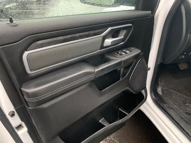 2022 RAM 1500 Big Horn 4x4 Crew Cab 5'7" Box