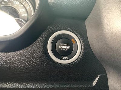 2021 RAM 1500 Laramie 4x4 Crew Cab 5'7" Box