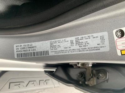 2021 RAM 1500 Laramie 4x4 Crew Cab 5'7" Box