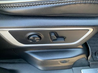 2021 RAM 1500 Laramie 4x4 Crew Cab 5'7" Box