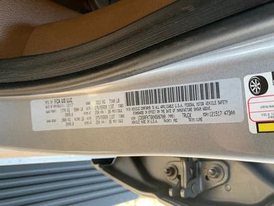 2019 RAM 1500 Longhorn 4x4 Crew Cab 5'7" Box