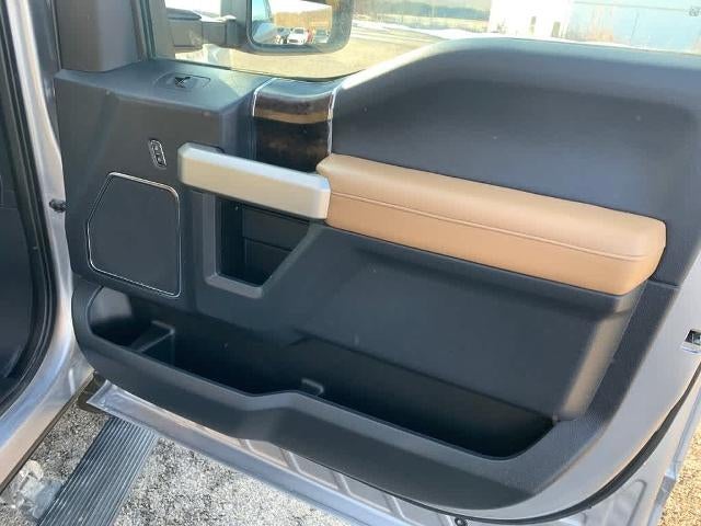 2022 Ford F-250 LARIAT 4WD Crew Cab 6.75' Box