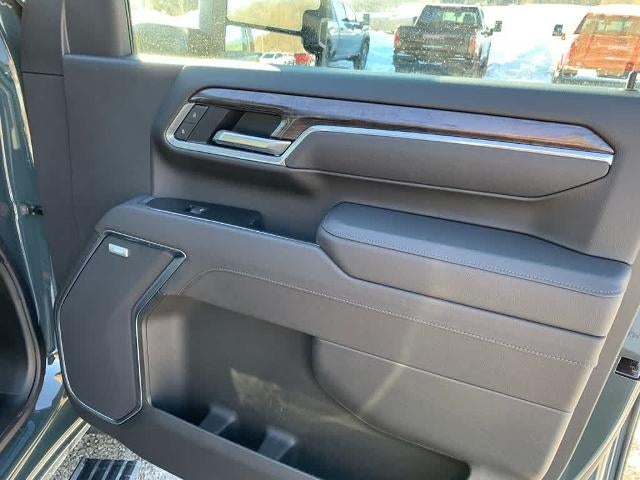 2025 Chevrolet Silverado 2500 HD Crew Cab Standard Box 4-Wheel Drive LTZ