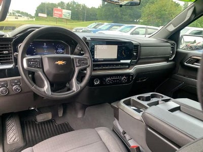 2024 Chevrolet Silverado 1500 Crew Cab Short Box 4-Wheel Drive LT 2FL