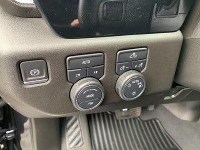 2024 Chevrolet Silverado 1500 Crew Cab Short Box 4-Wheel Drive LT 2FL
