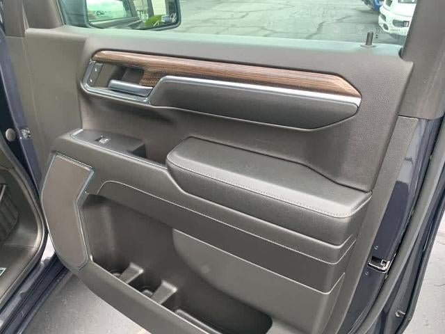 2024 Chevrolet Silverado 1500 Crew Cab Short Box 4-Wheel Drive LT 2FL