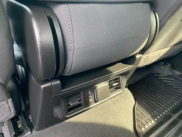 2024 Chevrolet Silverado 1500 Crew Cab Short Box 4-Wheel Drive LT 2FL