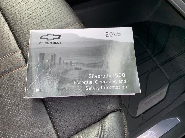 2025 Chevrolet Silverado 1500 Crew Cab Short Box 4-Wheel Drive High Country