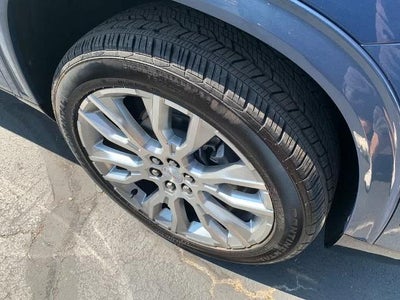 2025 GMC Acadia AWD Denali