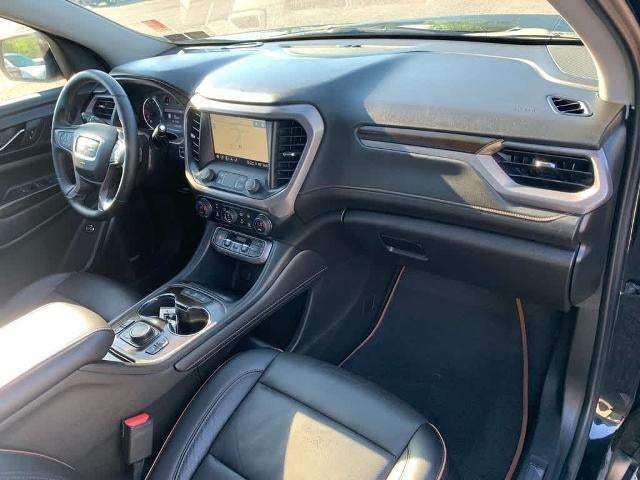 2023 GMC Acadia AWD AT4