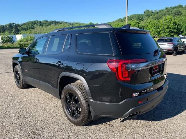 2023 GMC Acadia AWD AT4