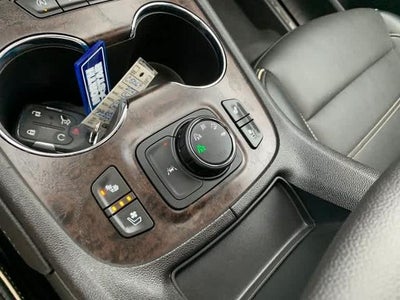 2023 GMC Acadia AWD Denali