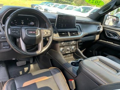 2023 GMC Yukon XL 4WD 4dr AT4