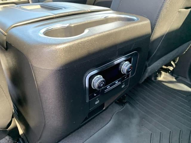 2023 GMC Yukon XL 4WD 4dr AT4