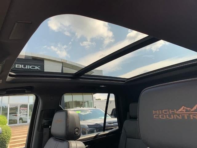 2026 Chevrolet Tahoe 4WD High Country