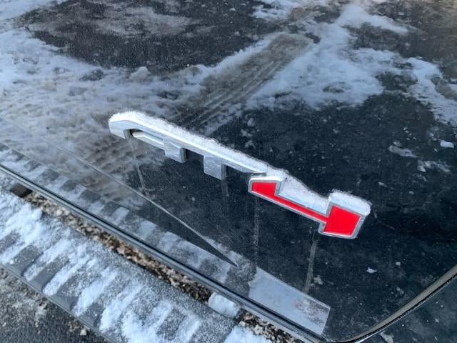 2022 GMC Canyon Crew Cab Short Box 4-Wheel Drive AT4 w/Cloth