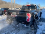 2022 GMC Canyon Crew Cab Short Box 4-Wheel Drive AT4 w/Cloth