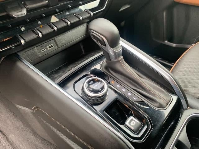 2024 GMC Canyon Crew Cab Short Box 4-Wheel Drive AT4