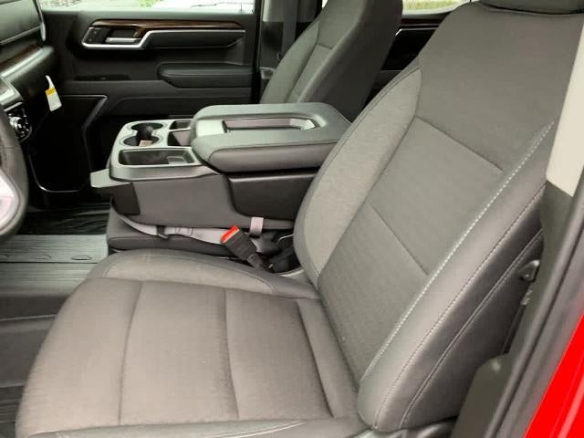 2026 GMC Sierra 1500 Crew Cab Short Box 4-Wheel Drive Elevation 3SB