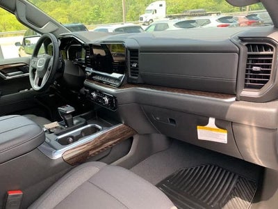 2025 GMC Sierra 1500 Crew Cab Short Box 4-Wheel Drive Elevation 3SB