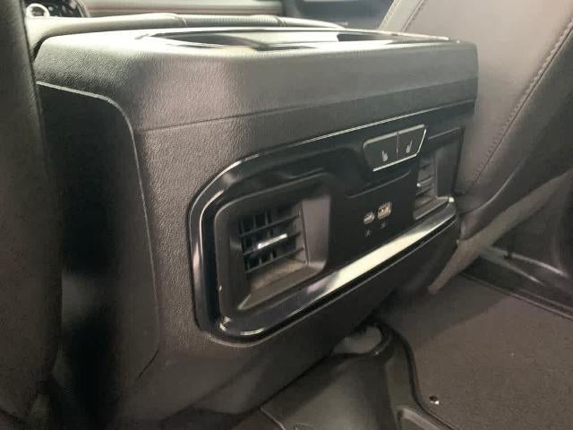 2022 GMC Sierra 1500 Crew Cab Short Box 4-Wheel Drive AT4