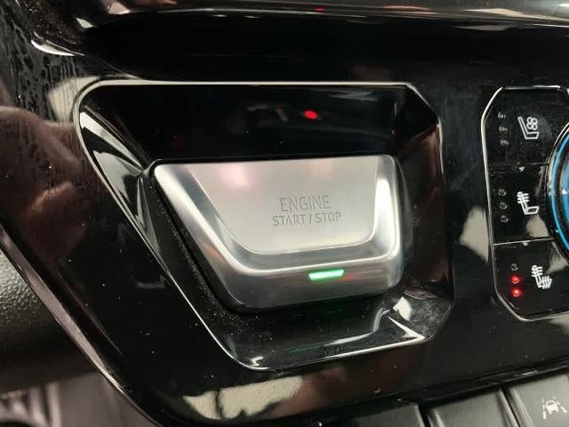 2022 GMC Sierra 1500 Crew Cab Short Box 4-Wheel Drive AT4
