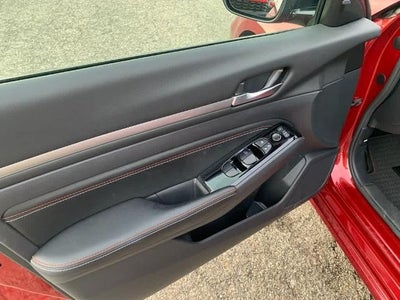 2023 Nissan Altima 2.5 SR AWD Sedan