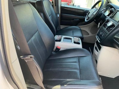 2013 Chrysler Town & Country 4dr Wgn Touring