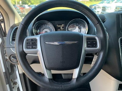 2013 Chrysler Town & Country 4dr Wgn Touring