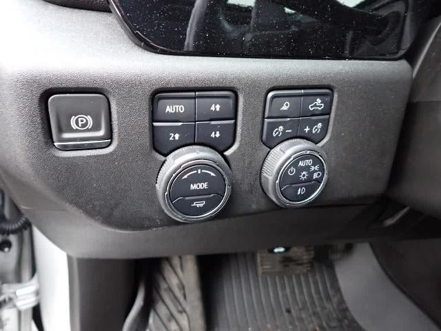 2022 Chevrolet Silverado 1500 Crew Cab Short Box 4-Wheel Drive RST