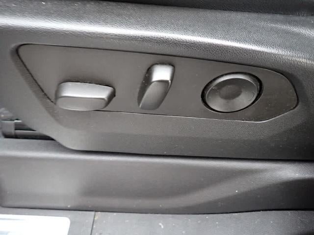 2022 Chevrolet Silverado 1500 Crew Cab Short Box 4-Wheel Drive RST