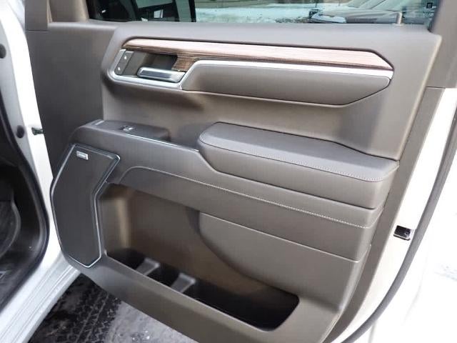 2022 Chevrolet Silverado 1500 Crew Cab Short Box 4-Wheel Drive RST