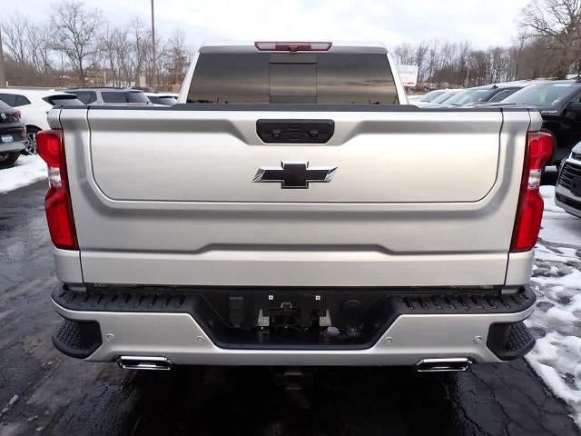 2022 Chevrolet Silverado 1500 Crew Cab Short Box 4-Wheel Drive RST