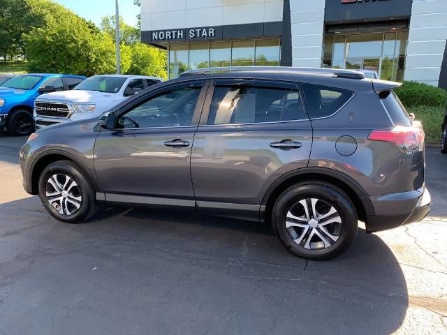 2018 Toyota RAV4 LE AWD (Natl)