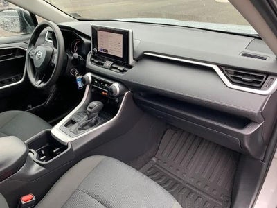 2025 Toyota RAV4 LE AWD (Natl)