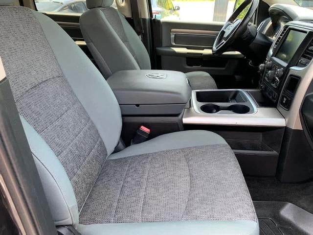 2016 RAM 1500 4WD Crew Cab 5.7 Ft Box Big Horn