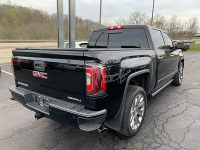 2017 GMC Sierra 1500 Crew Cab Short Box 4-Wheel Drive Denali