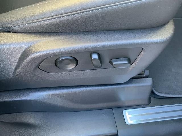 2025 GMC Sierra 1500 Crew Cab Short Box 4-Wheel Drive SLT