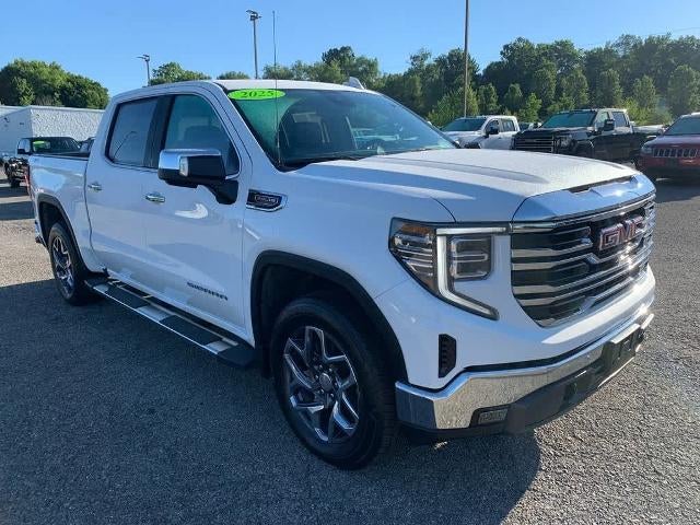 2025 GMC Sierra 1500 Crew Cab Short Box 4-Wheel Drive SLT