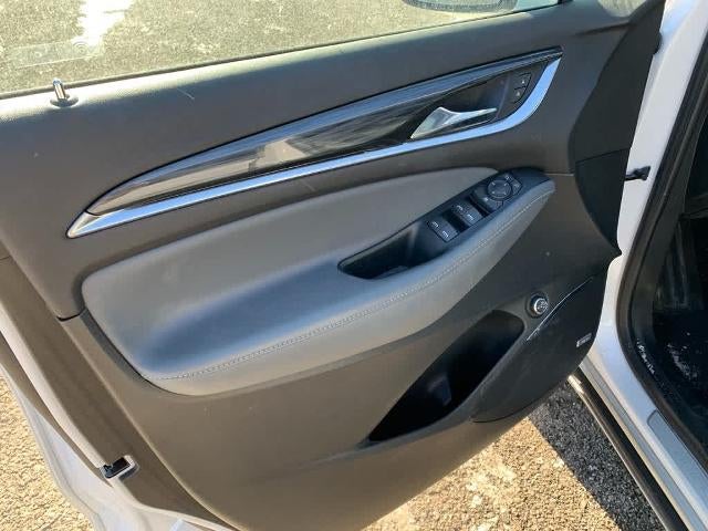 2023 Buick Enclave Essence AWD