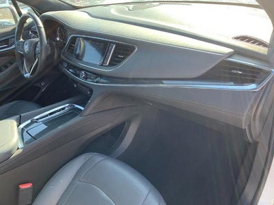 2023 Buick Enclave Essence AWD